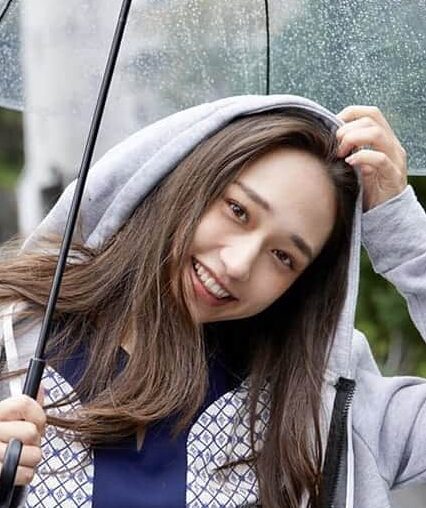 白本彩奈の水着画像は 眉毛が変で子役時代と顔変わった 熱愛彼氏は誰 Thepickup